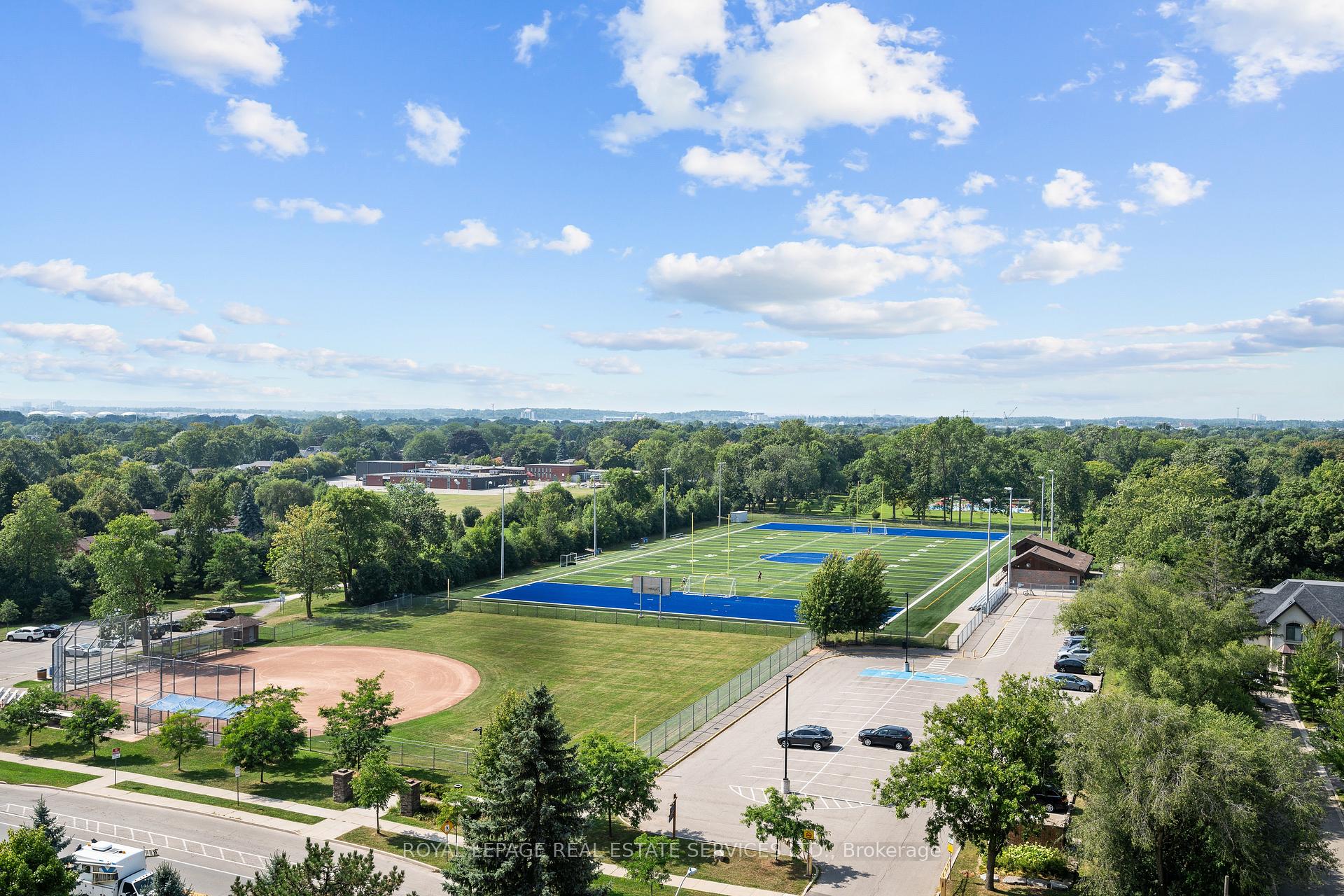 2 Bedrooms Condo at 2185 Marine,  Oakville For sale