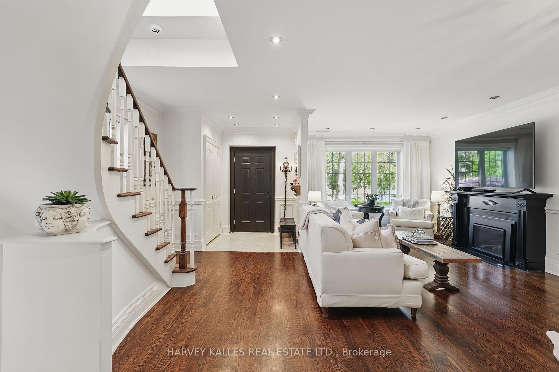 362 Broadway Avenue