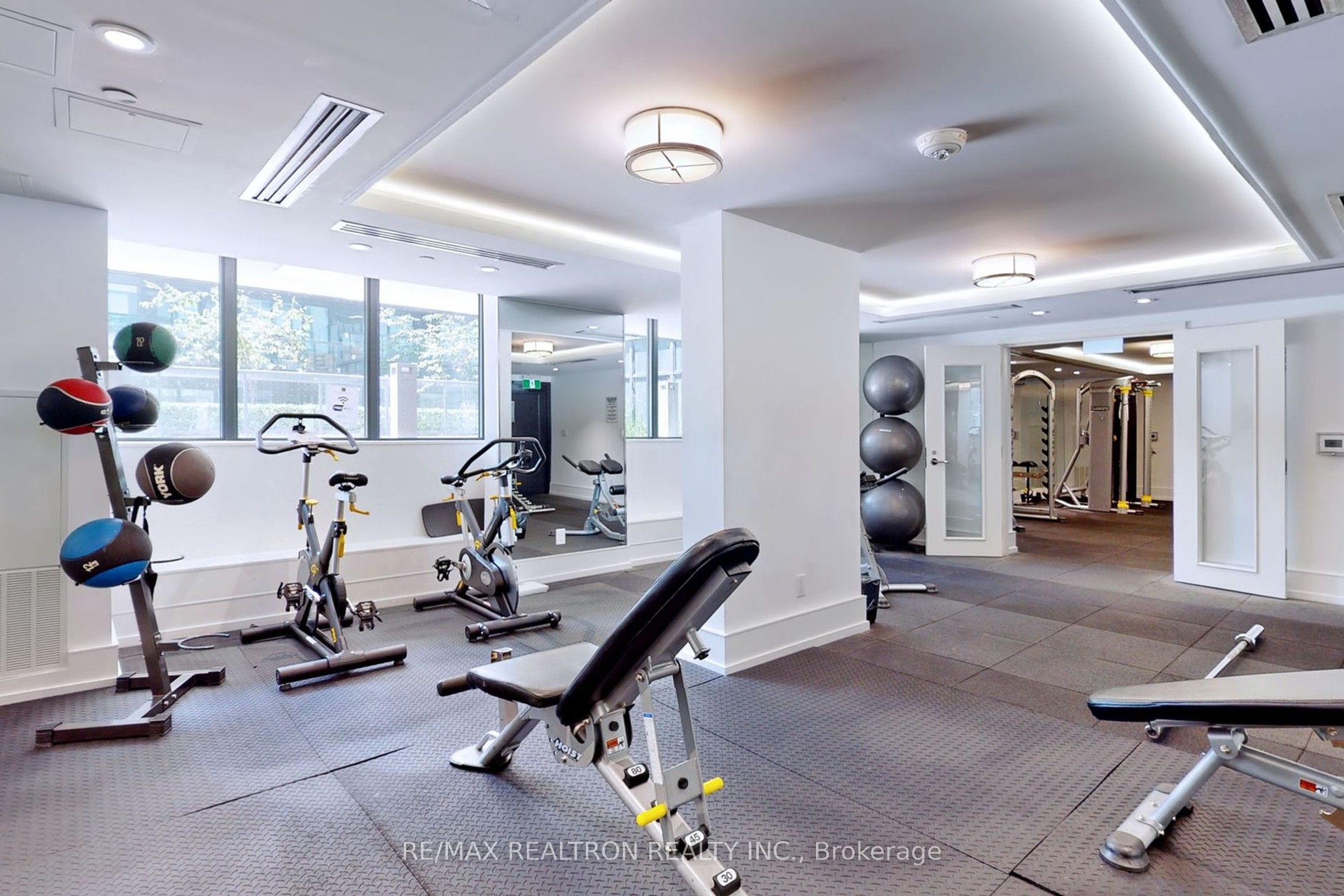 955 Bay Street, #1709
