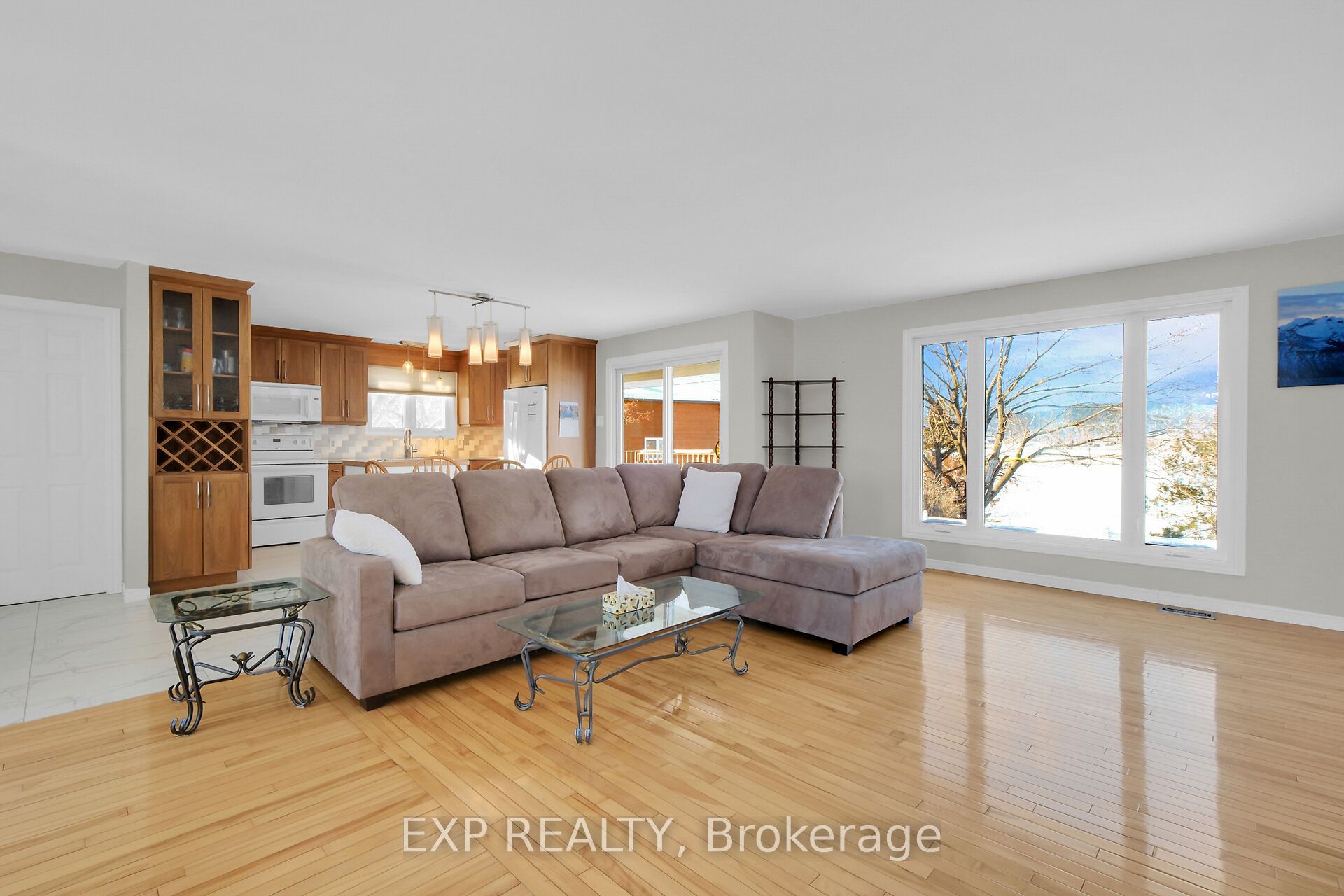 Listing picture