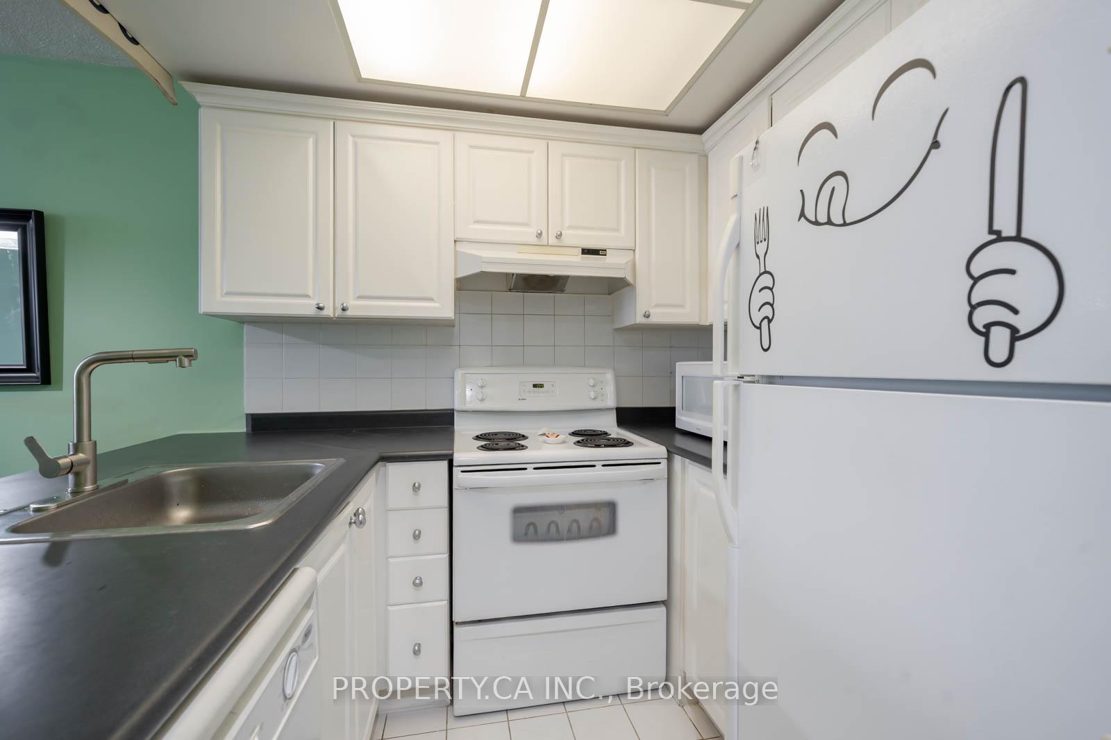 1 Bedroom Condo at 7 Bishop, Toronto For sale