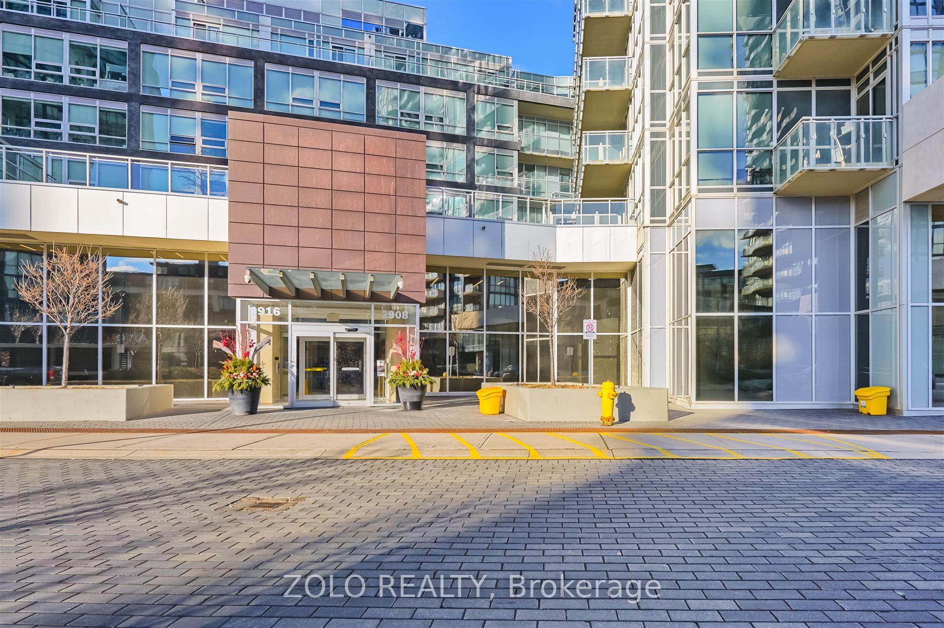 2 Bedrooms Condo at 2908 highway 7,  Vaughan For sale