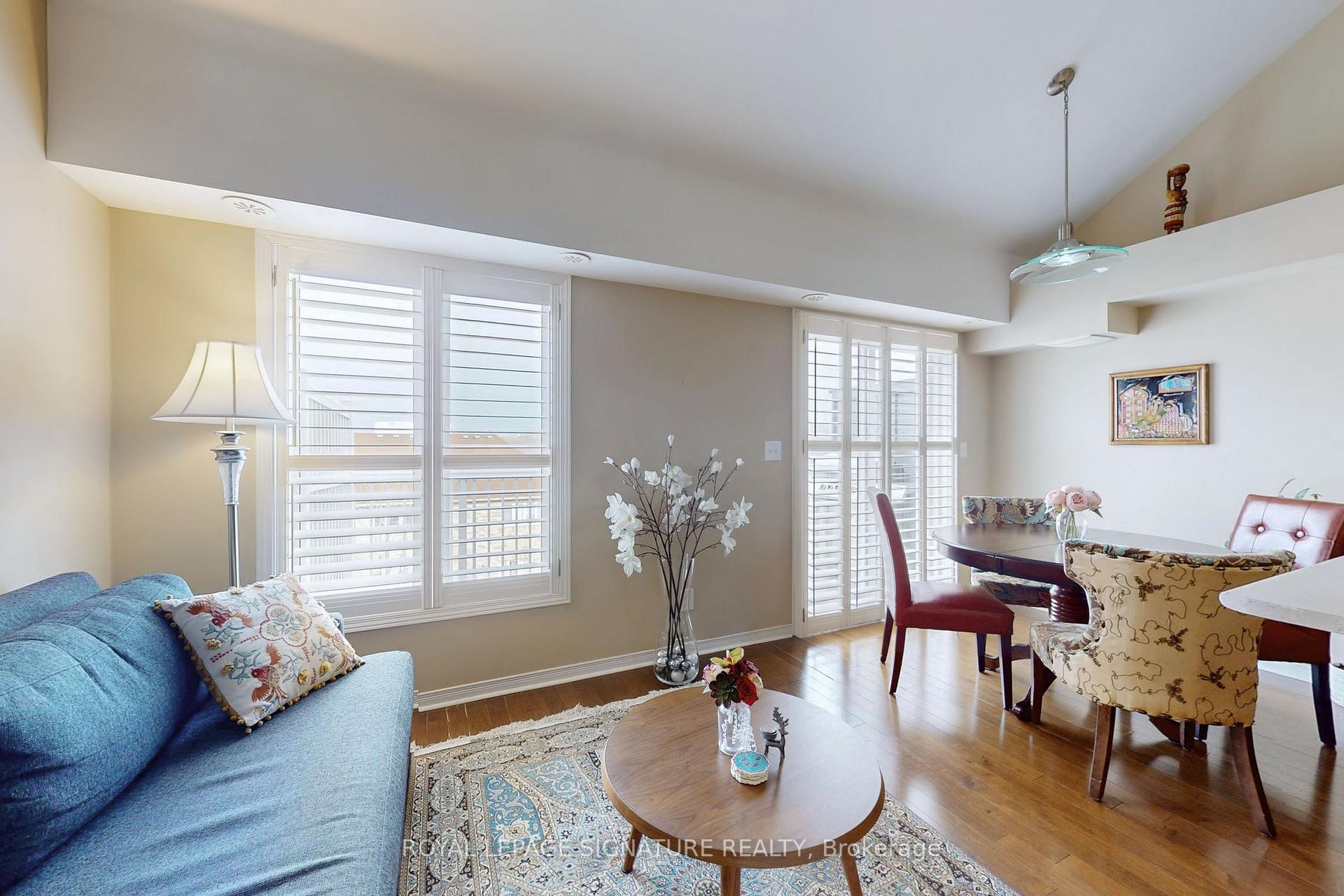 4 Bedrooms Condo at 649D Warden, Toronto For sale