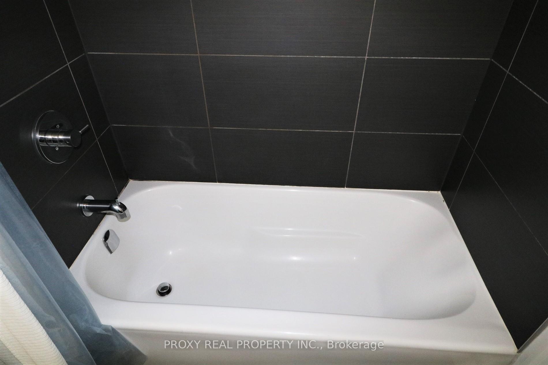 2 Bedrooms Condo at 155 Yorkville, Toronto For sale