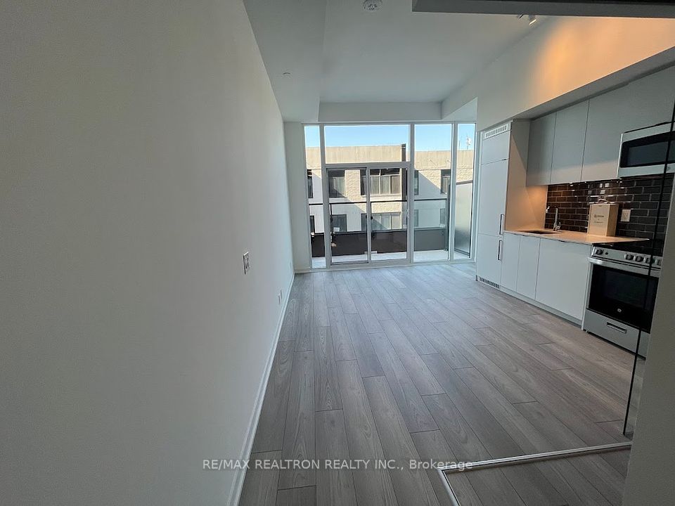 285 Dufferin