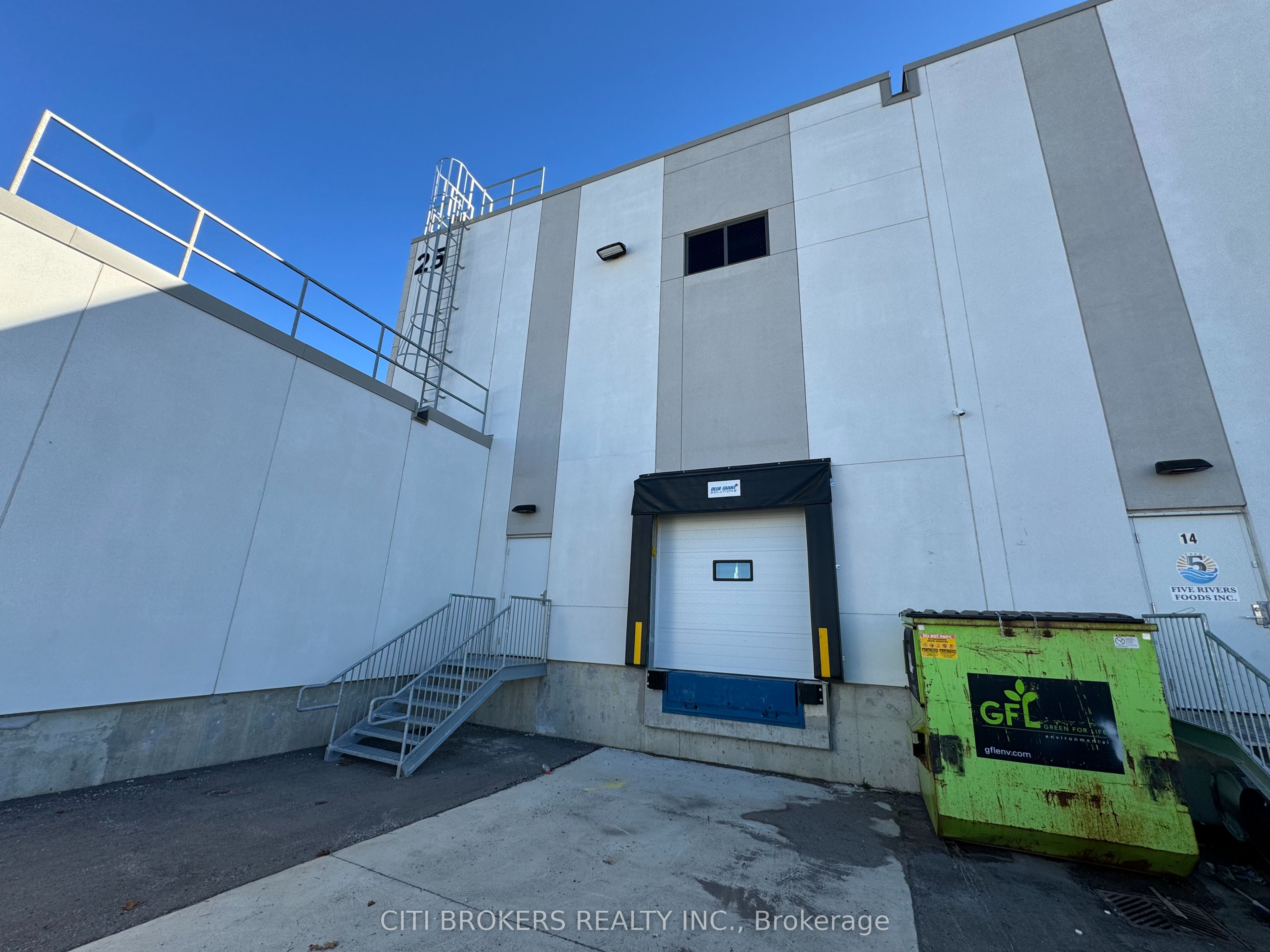 25 Newkirk Court, #15