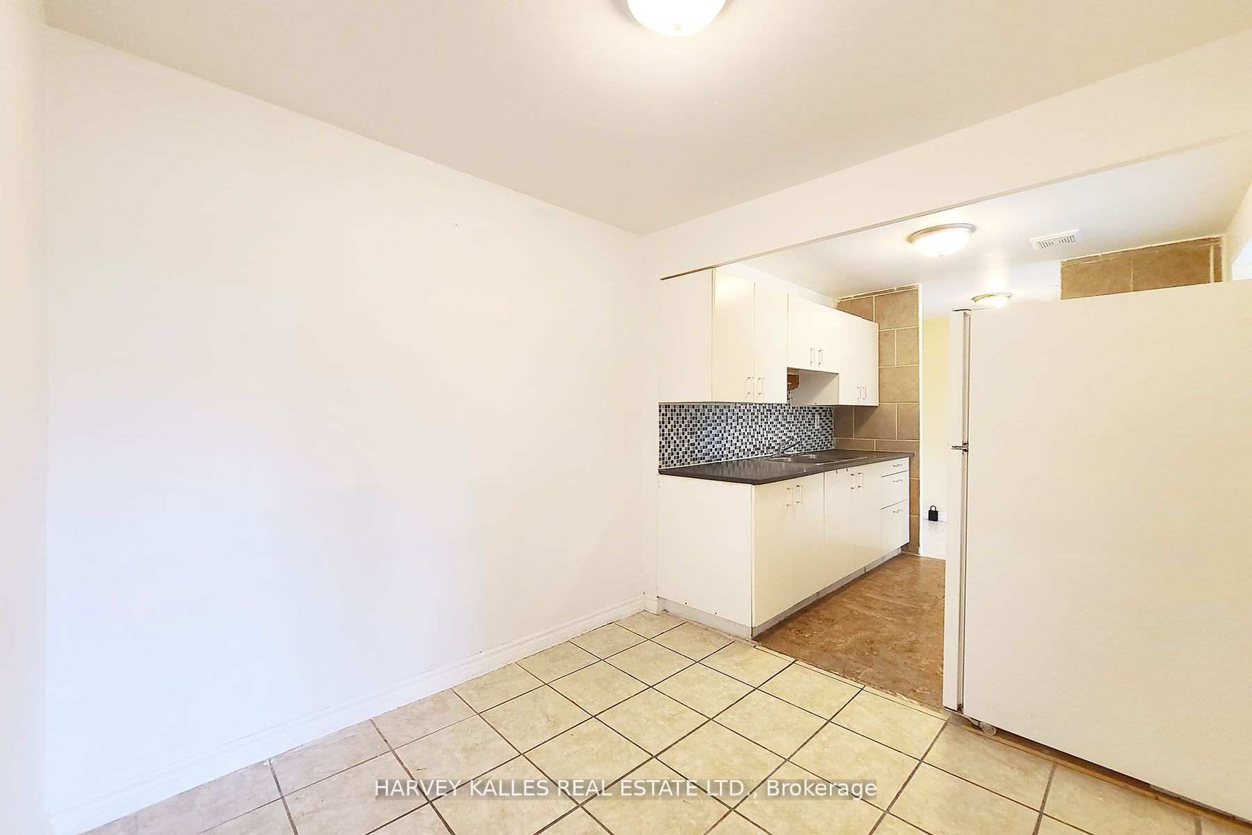 80 Blackfriar Avenue 114