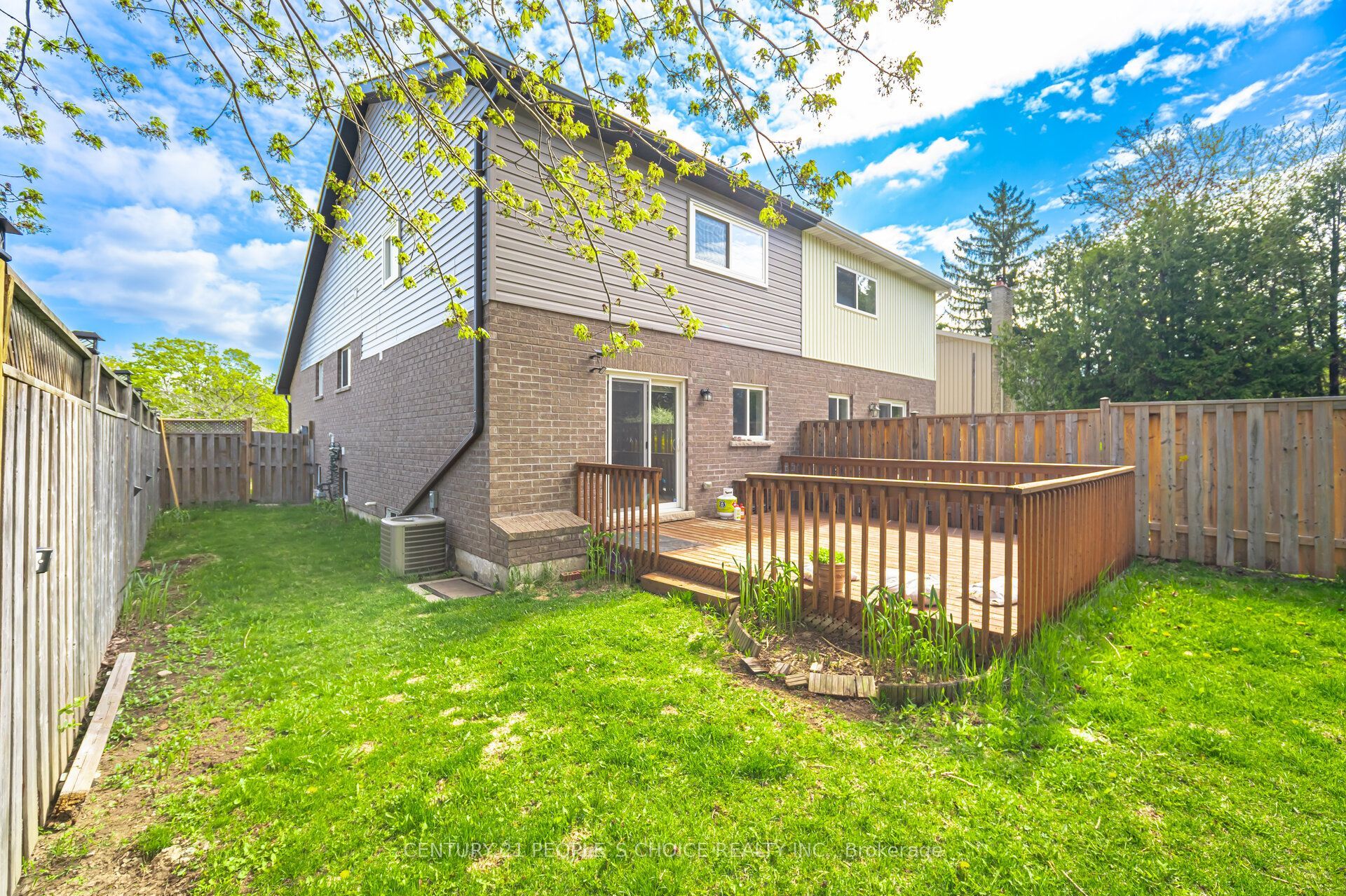 2951 Salerno Crescent