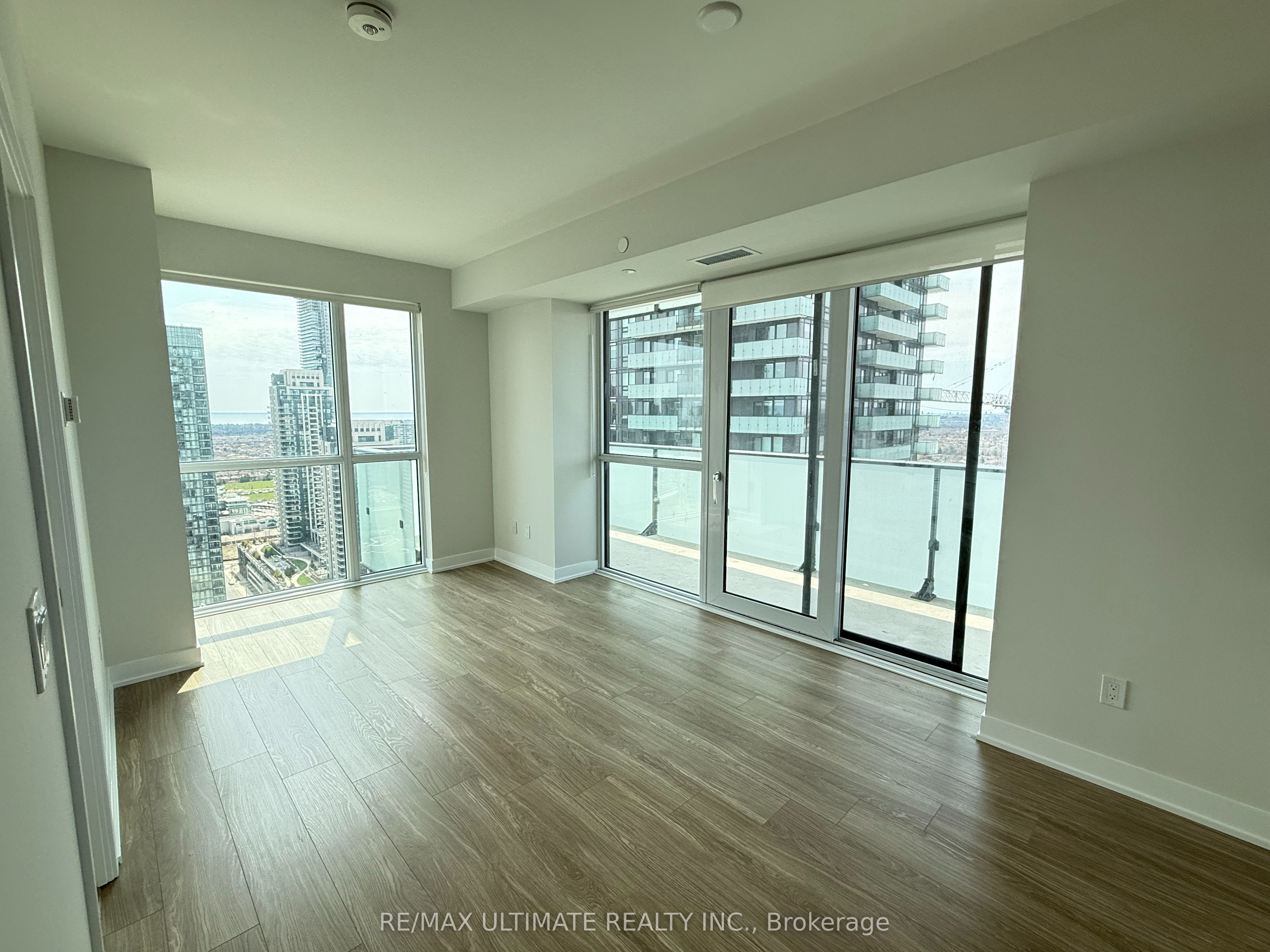 430 Square One Drive, #2806