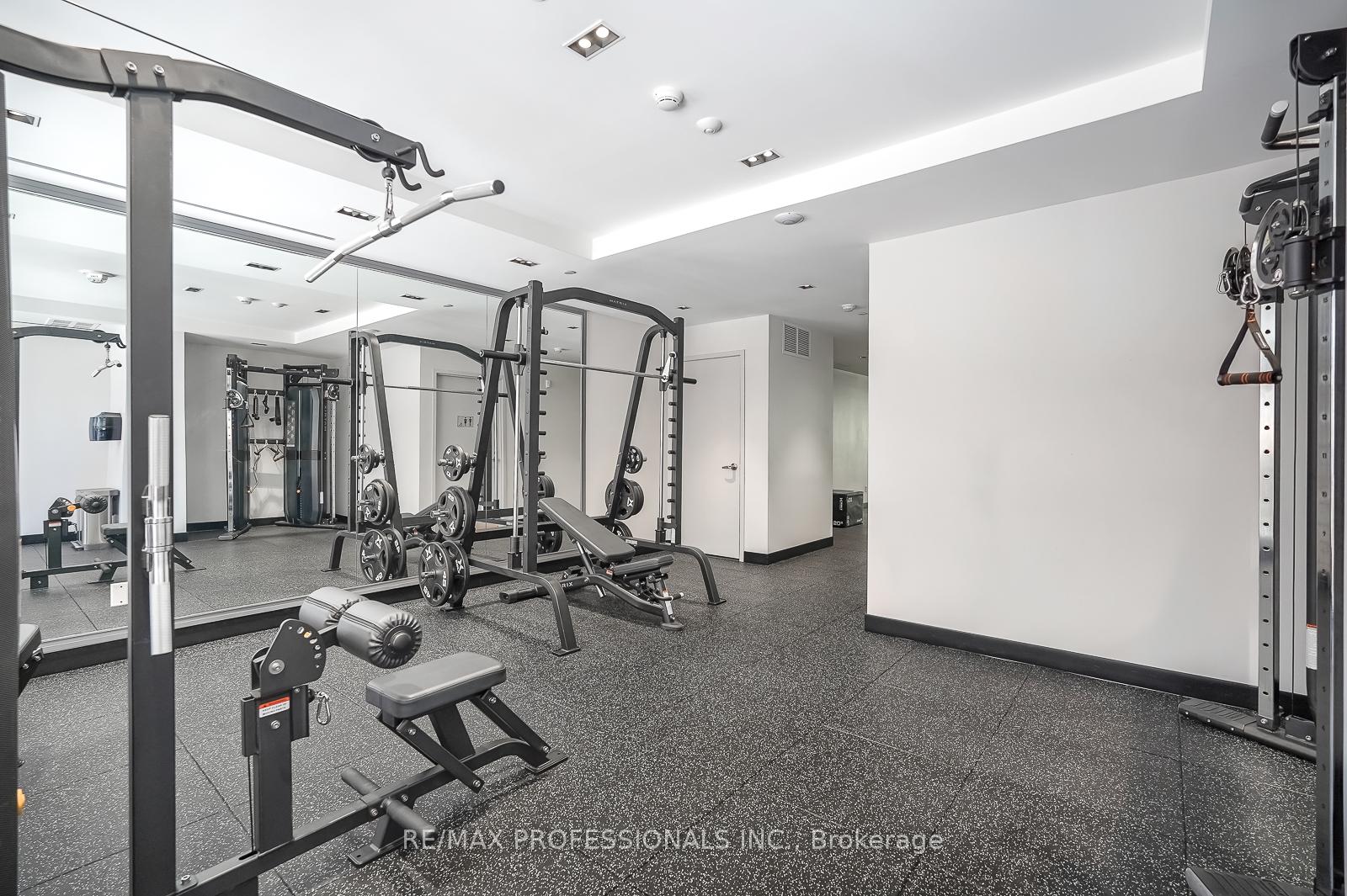 2 Bedrooms Condo at 65 Mutual, Toronto For sale
