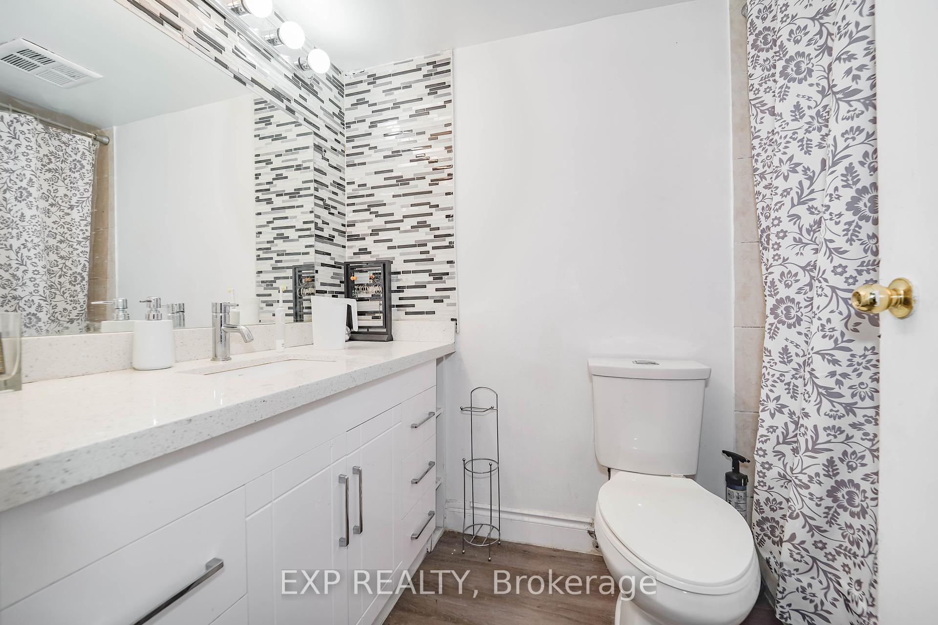 2 Bedrooms Condo at 236 Albion, Toronto For sale