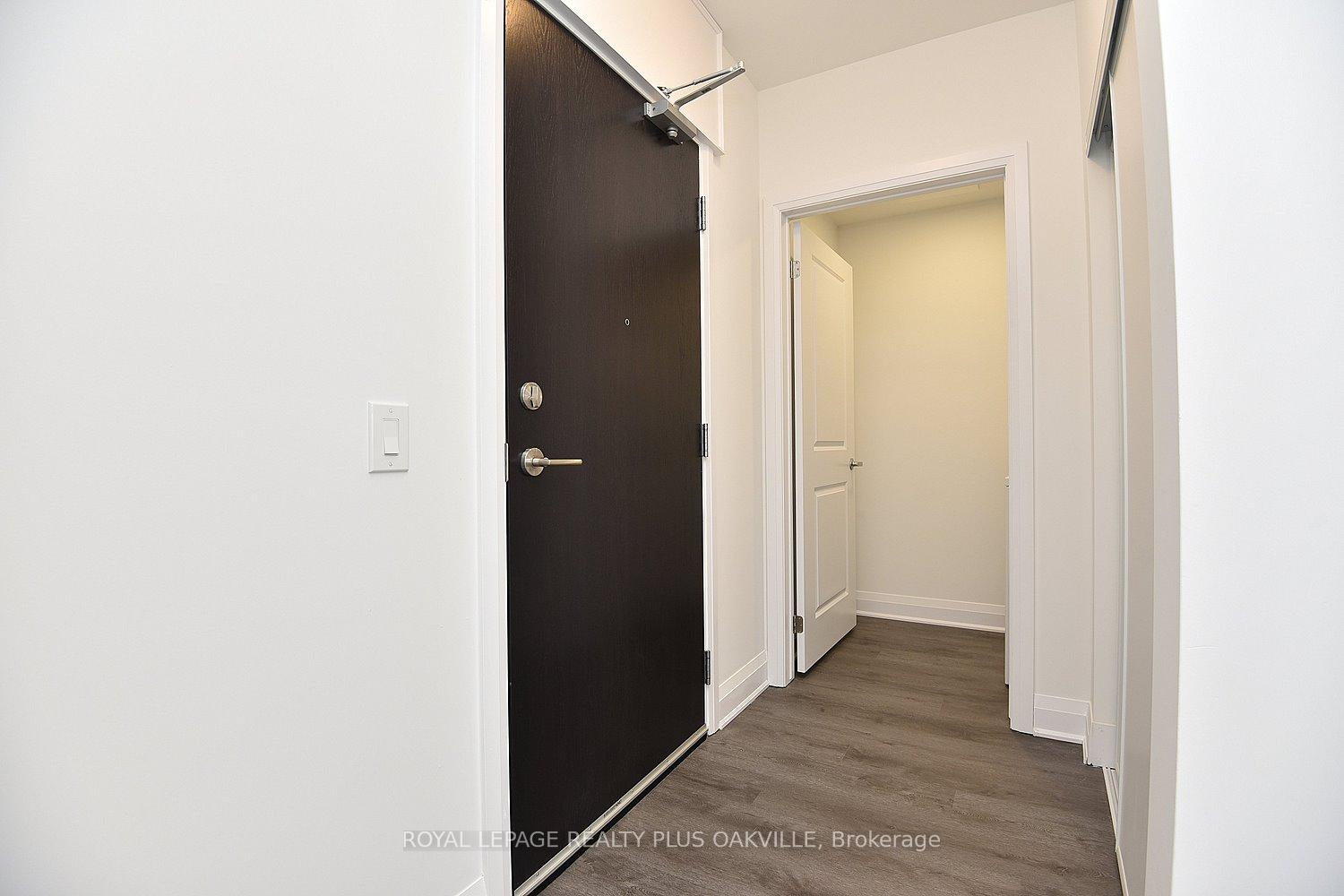 1 Bedroom Condo at 1936 Rymal, Hamilton For sale