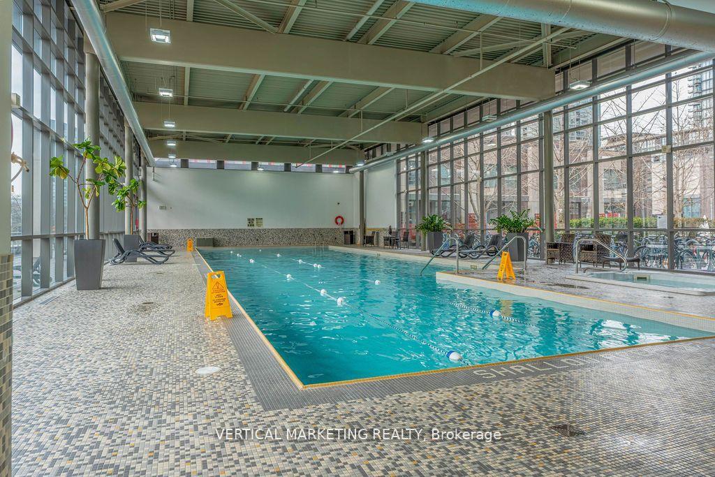 2 Bedrooms Condo at 11 Brunel, Toronto For sale