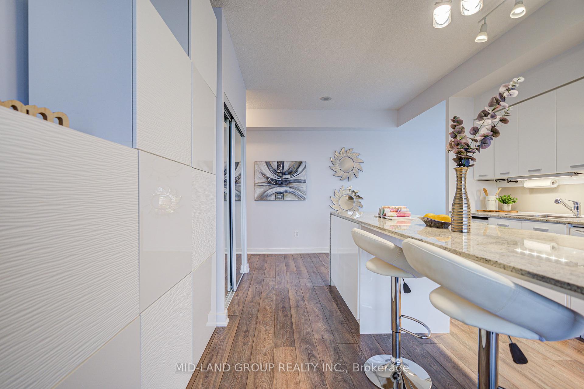 3 Bedrooms Condo at 29 Singer,  Toronto For sale