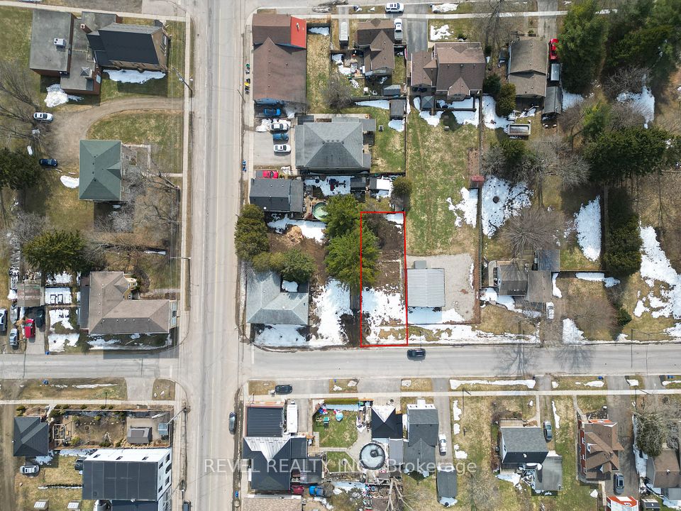 8 Victoria Street, Blandford-Blenheim, ON N0J 1V0