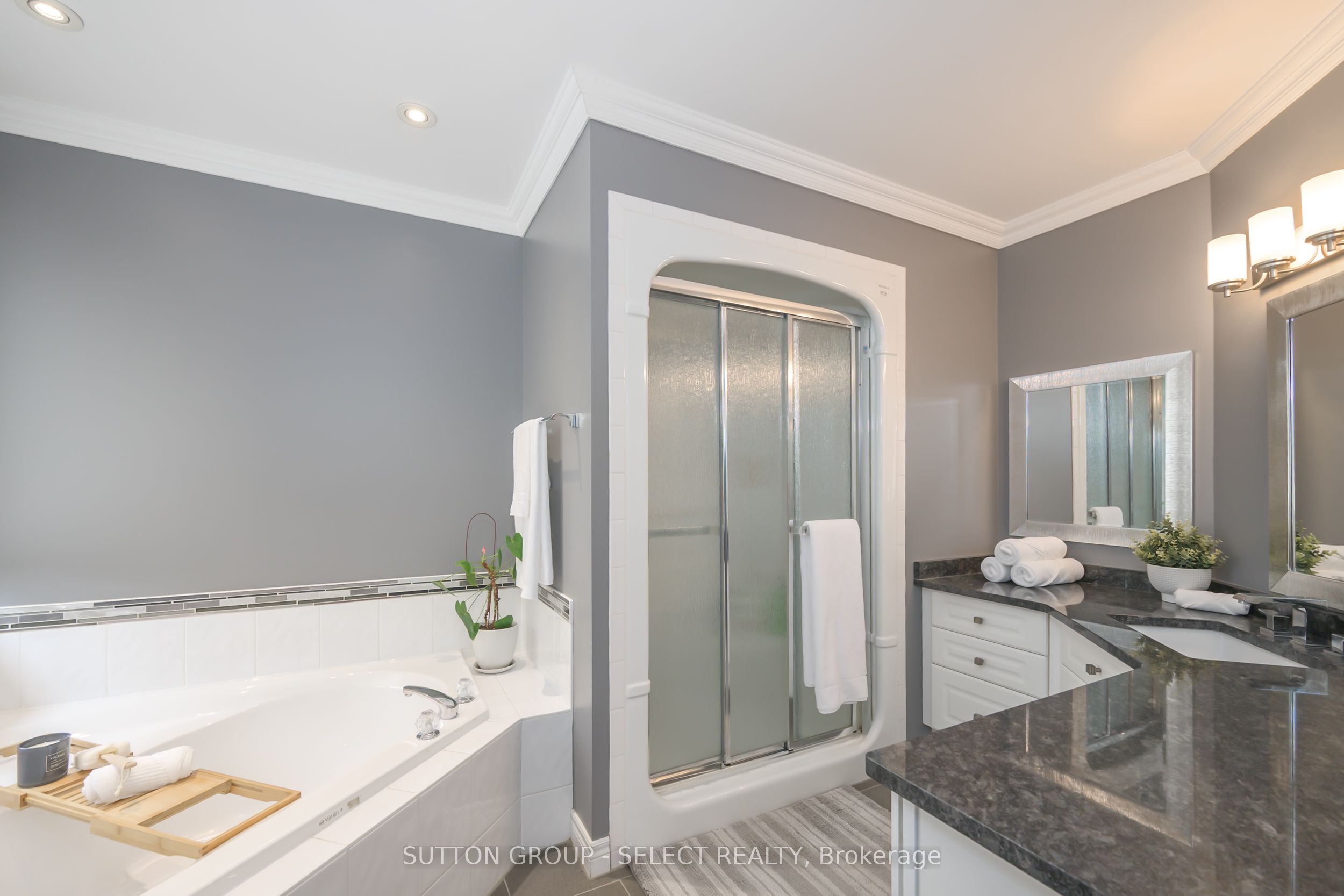 42 Pinebrook Court