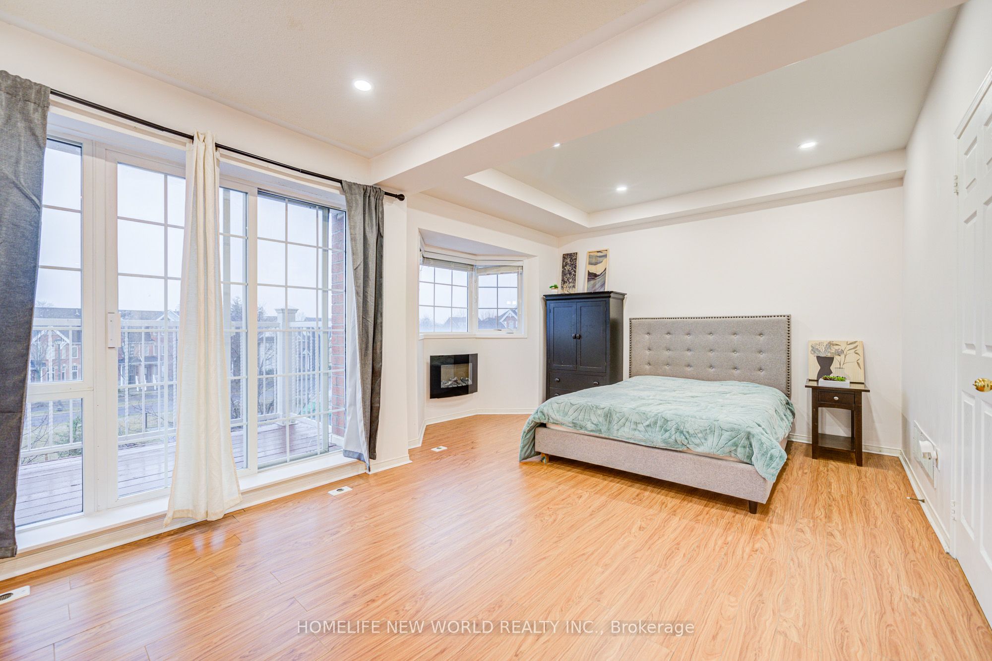 15 Cornell Meadows Avenue, #A206