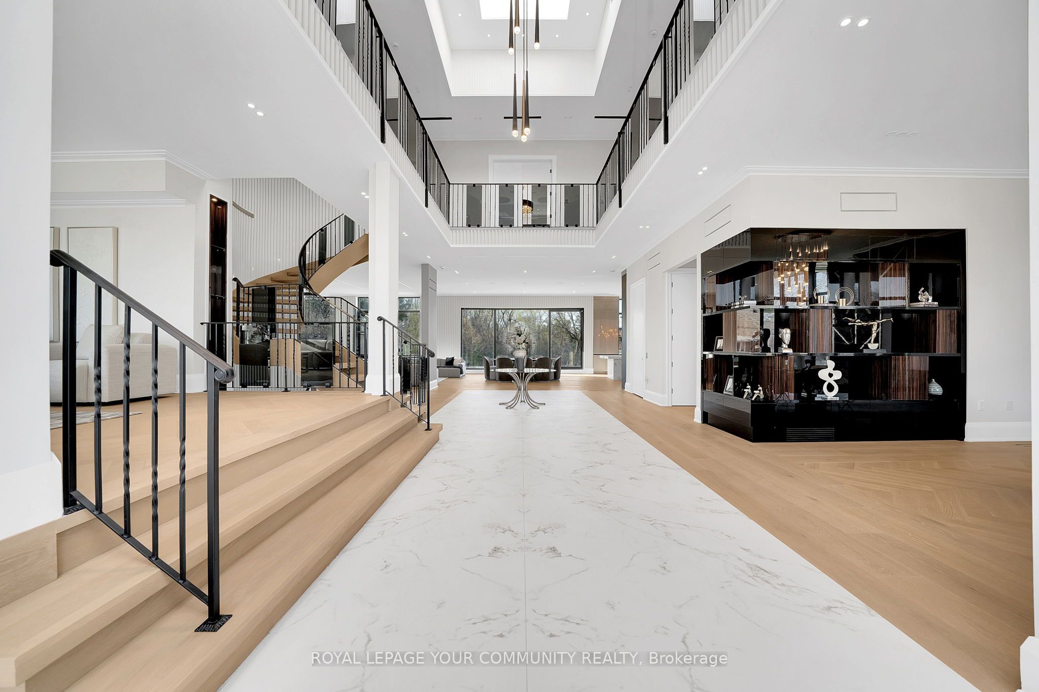 8 Poplar Drive