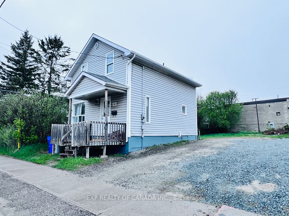 382 Wilson