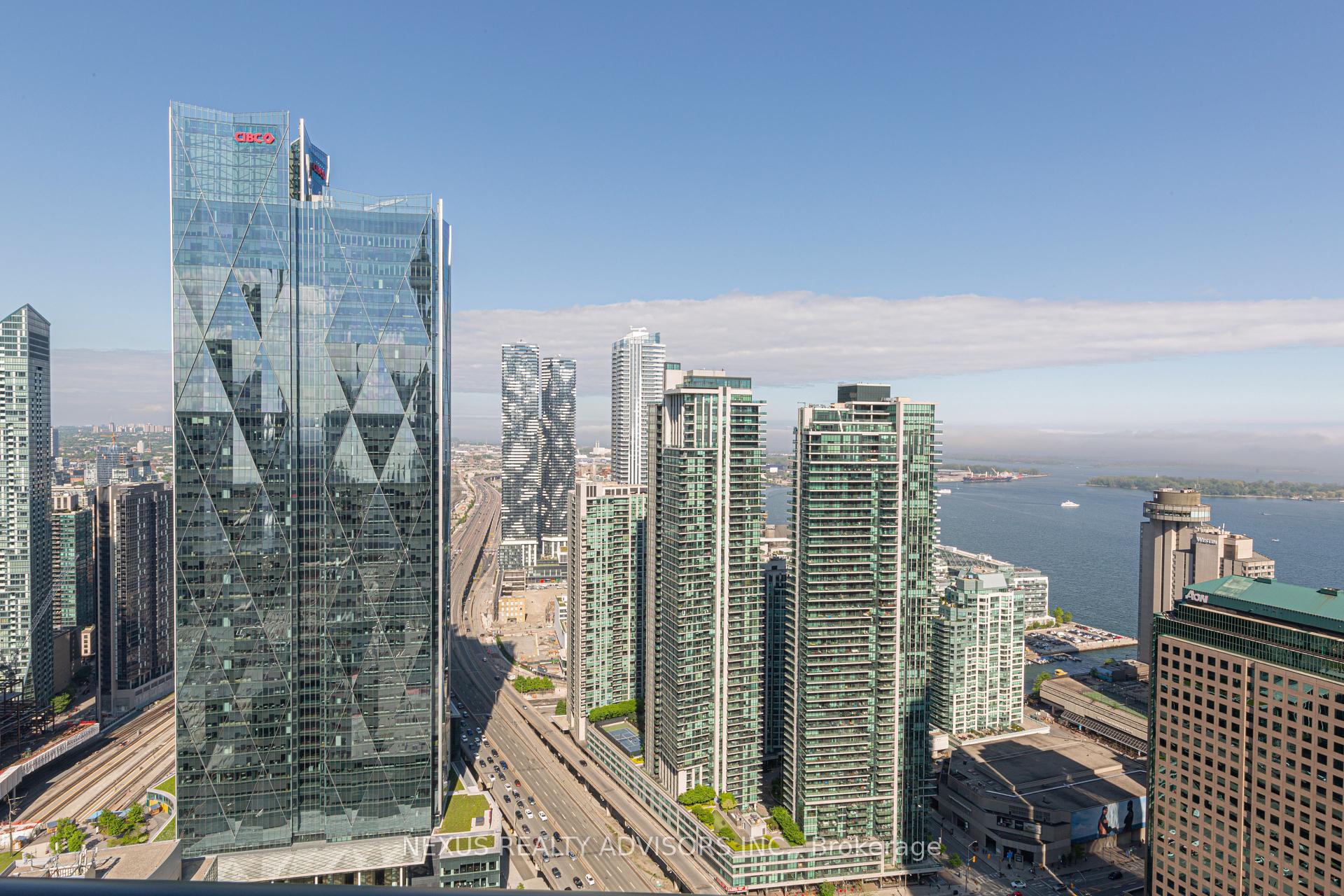 2 Bedrooms Condo at 65 Bremner, Toronto For sale