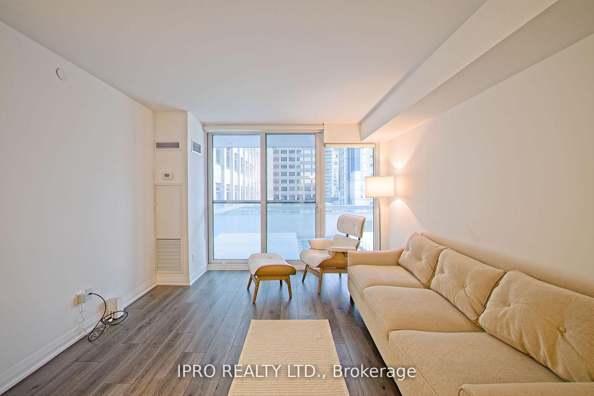 1 Bedroom Condo at 99 Foxbar, Toronto For sale