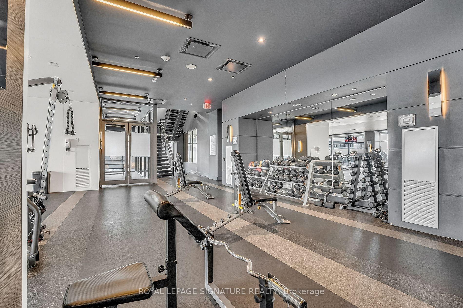 2 Bedrooms Condo at 33 Shore Breeze, Toronto For sale