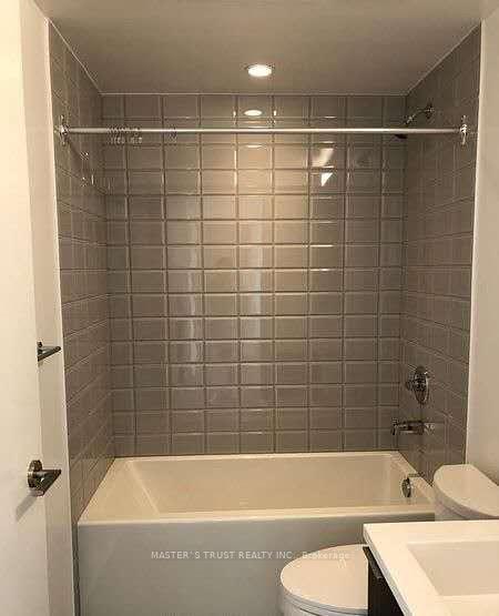 2 Bedrooms Condo at 203 College, Toronto For sale