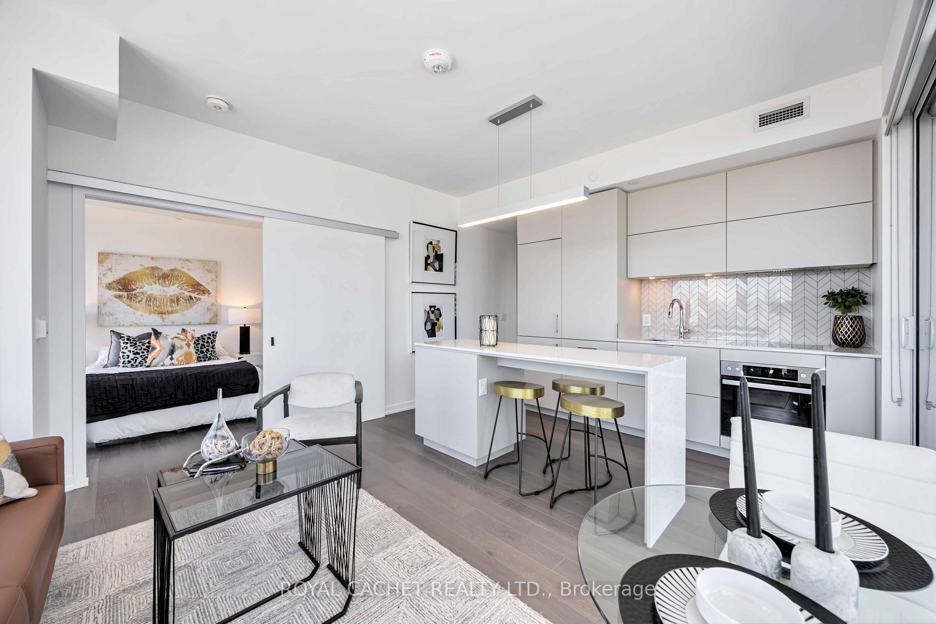 2 Bedrooms Condo at 15 Lower Jarvis, Toronto For sale