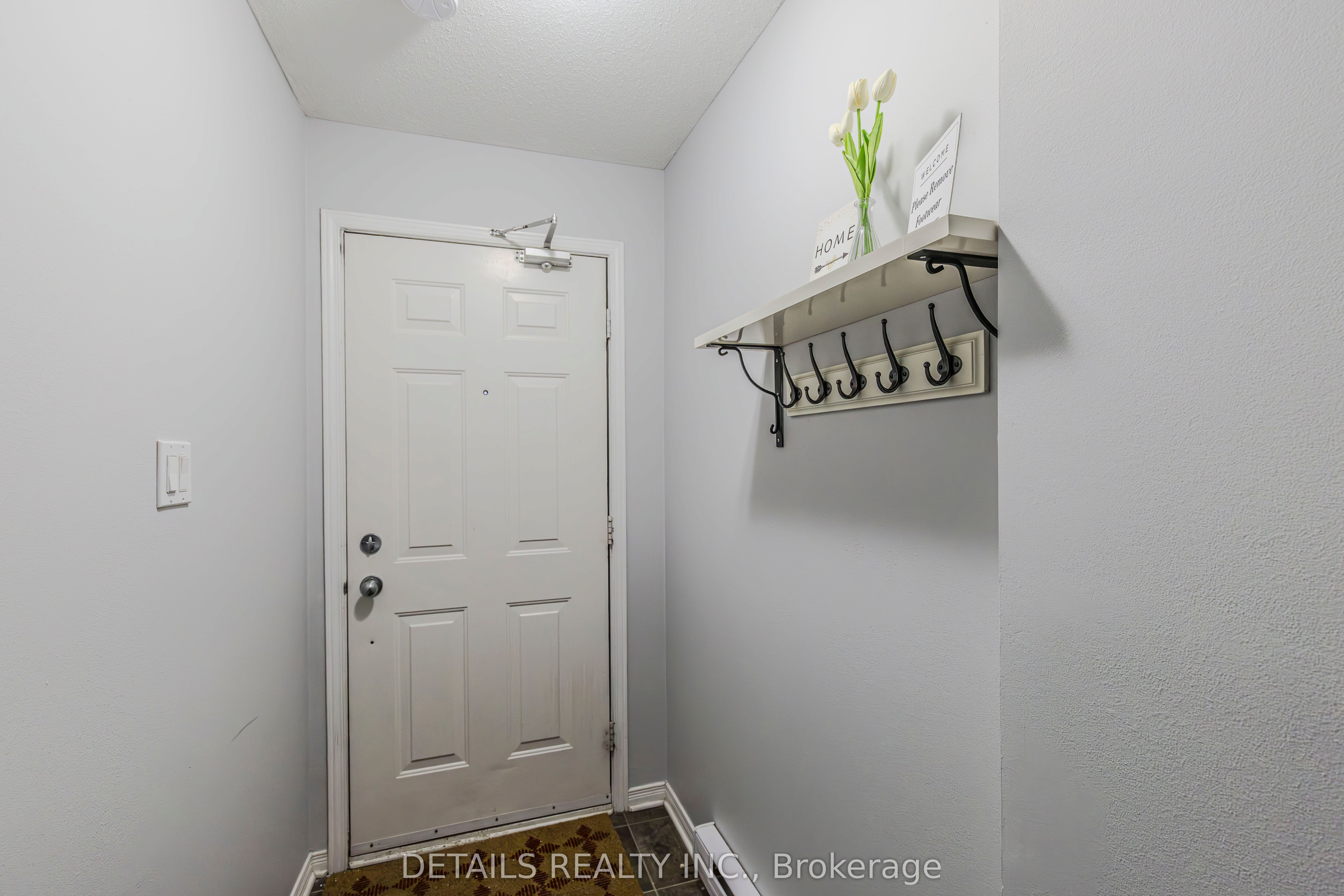 249 Keltie Pvt, Barrhaven, ON K2J 0A2
