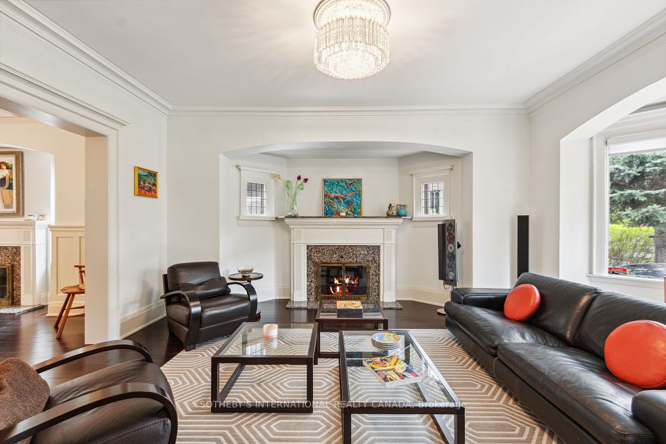 109 Heath Street, Toronto, ON M4V 1T5
