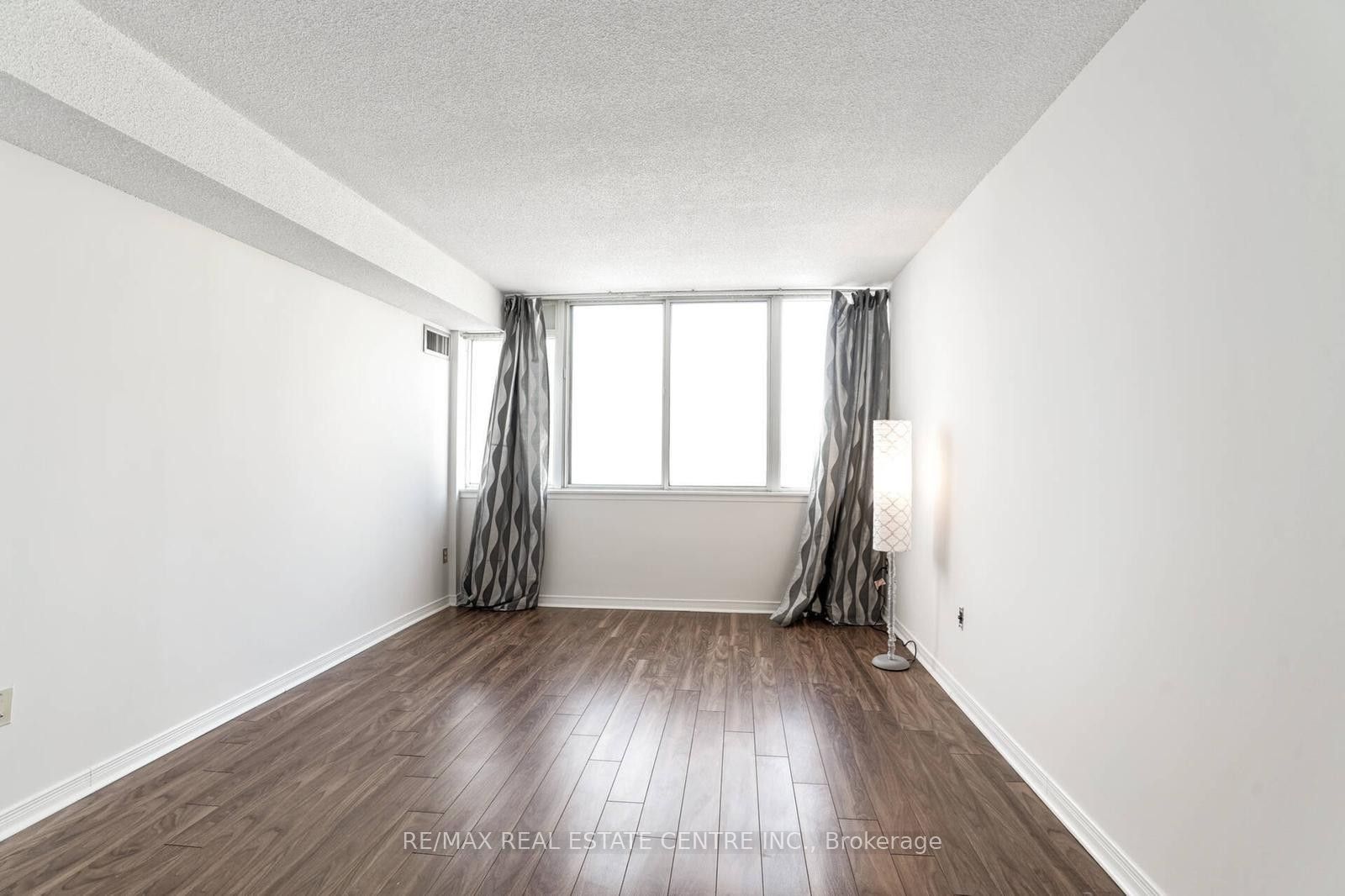 350 Webb Drive, #1407