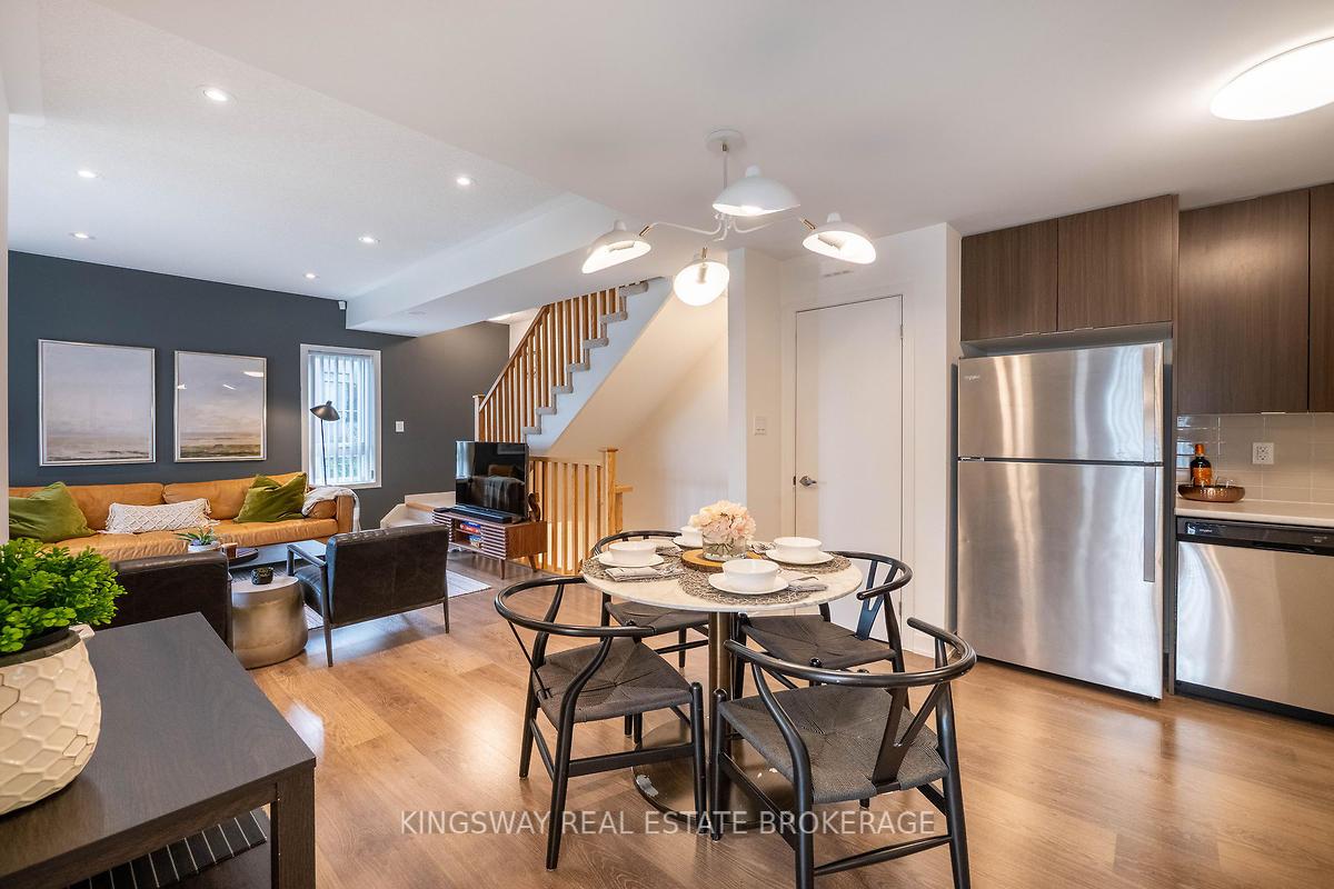 3 Bedrooms Condo at 70 Orchid Place,  Toronto For sale