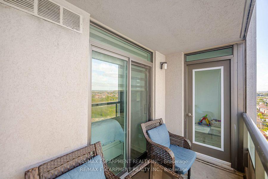 1 Bedroom Condo at 335 Rathburn, Mississauga For sale