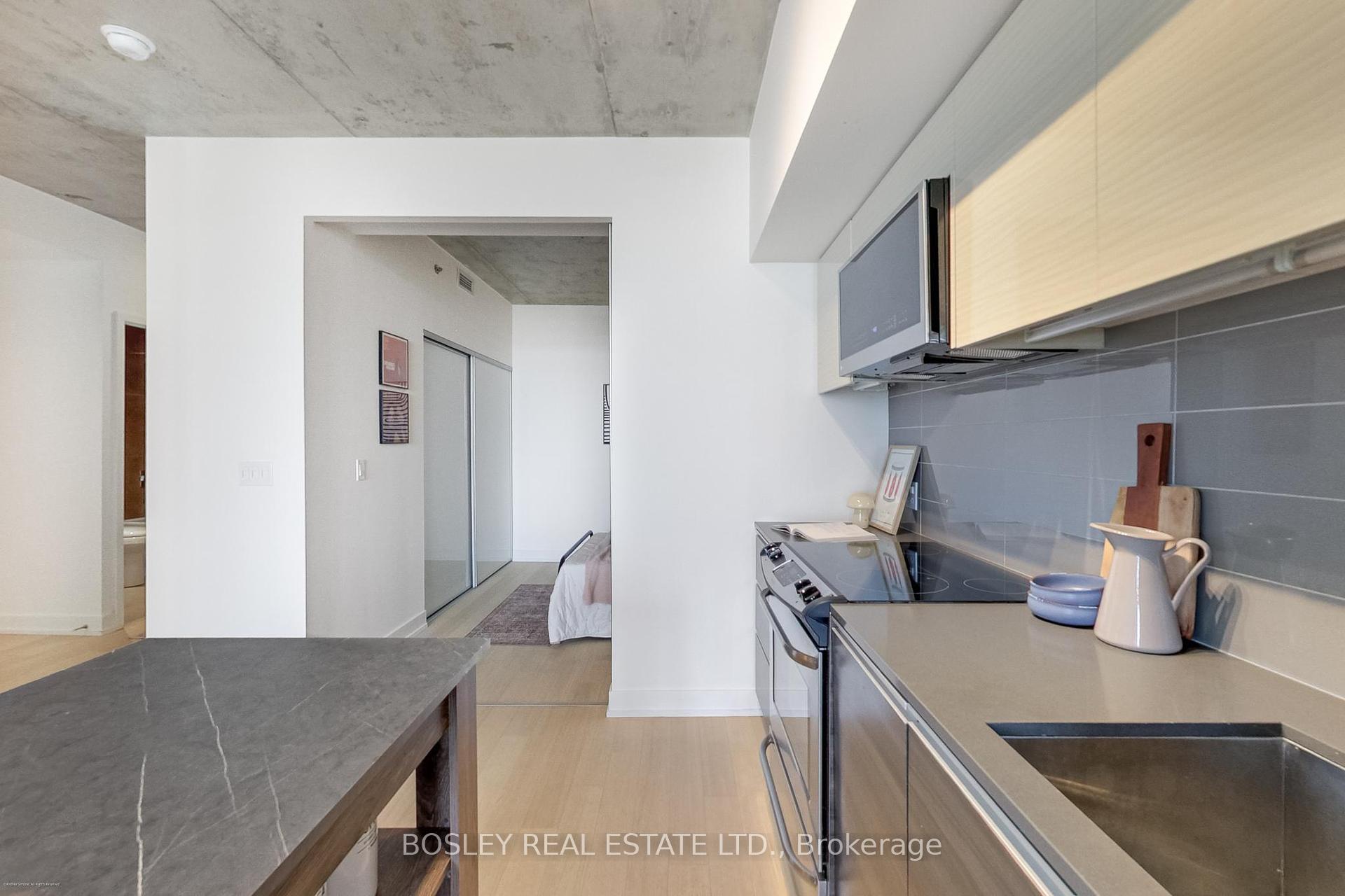 3 Bedrooms Condo at 20 Minowan Miikan, Toronto For sale