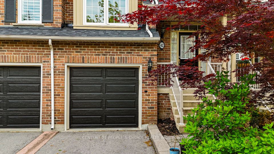 100 Elgin Mills