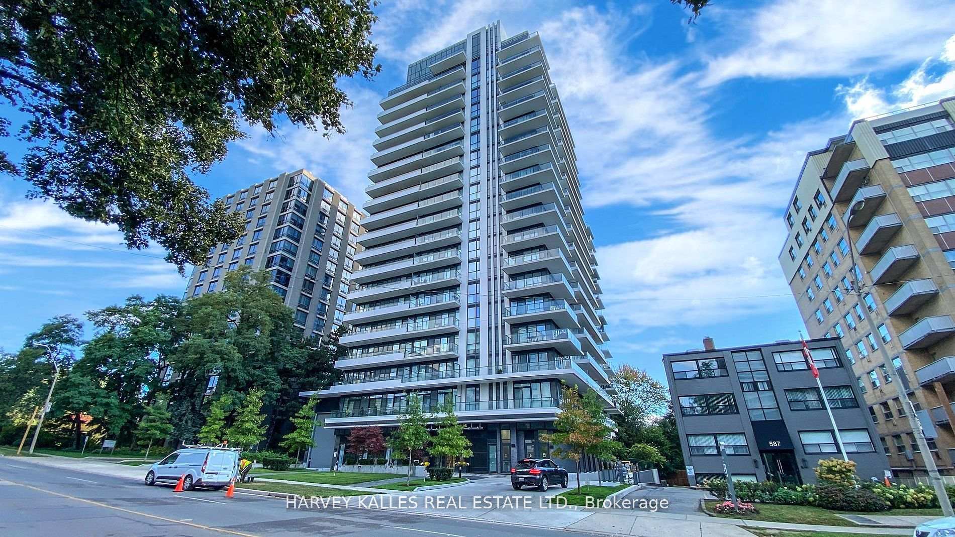 3 Bedrooms Condo at 609 Avenue, Toronto For sale