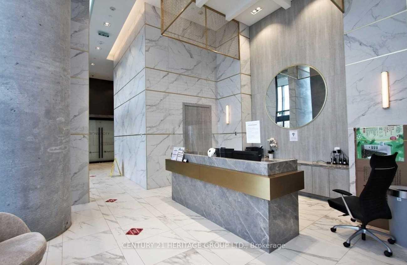2 Bedrooms Condo at 950 PORTAGE,  Vaughan For sale