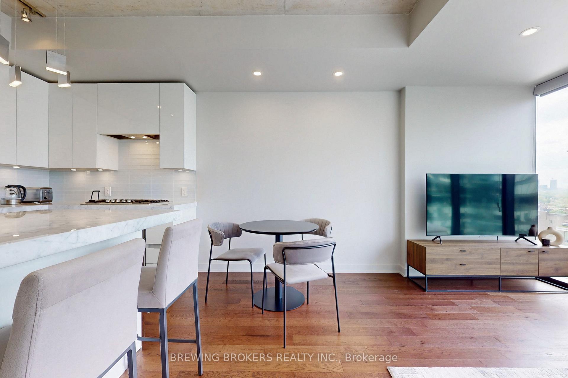 1 Bedroom Condo at 629 King St W, Toronto For sale