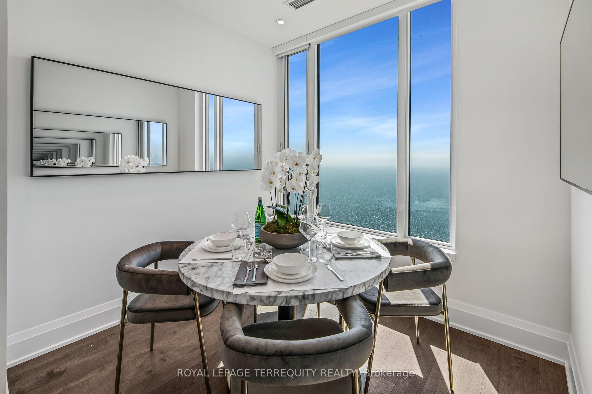 3 Bedrooms Condo at 1928 Lake Shore, Toronto For sale
