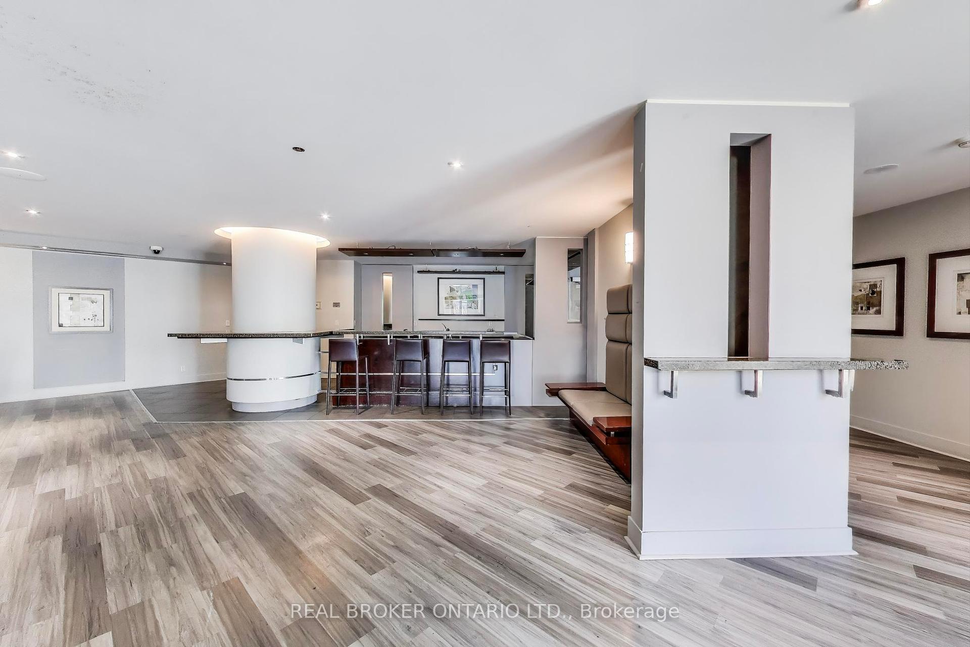2 Bedrooms Condo at 397 Front, Toronto For sale