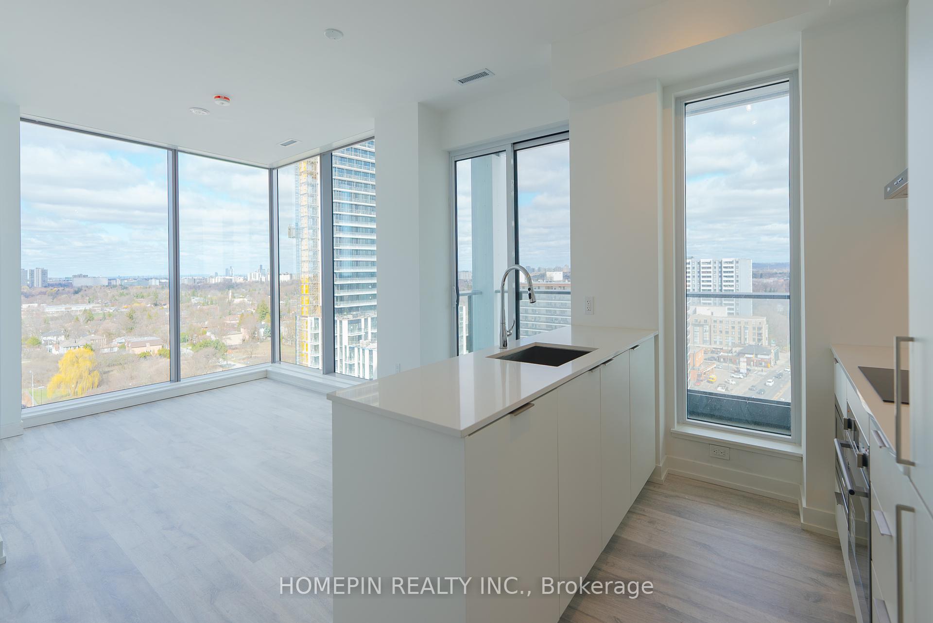 2 Bedrooms Condo at 8 Olympic Garden,  Toronto For sale