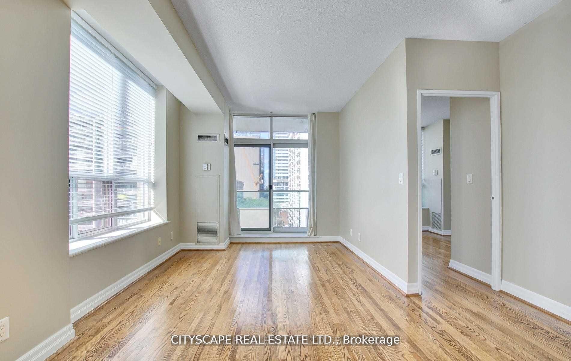 70 Alexander Street, #802