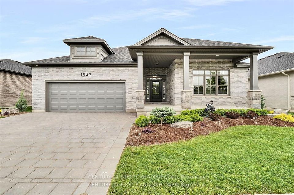 1543 Moe Norman Place