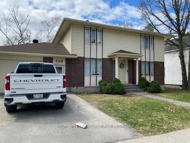 164 WHITEWOOD