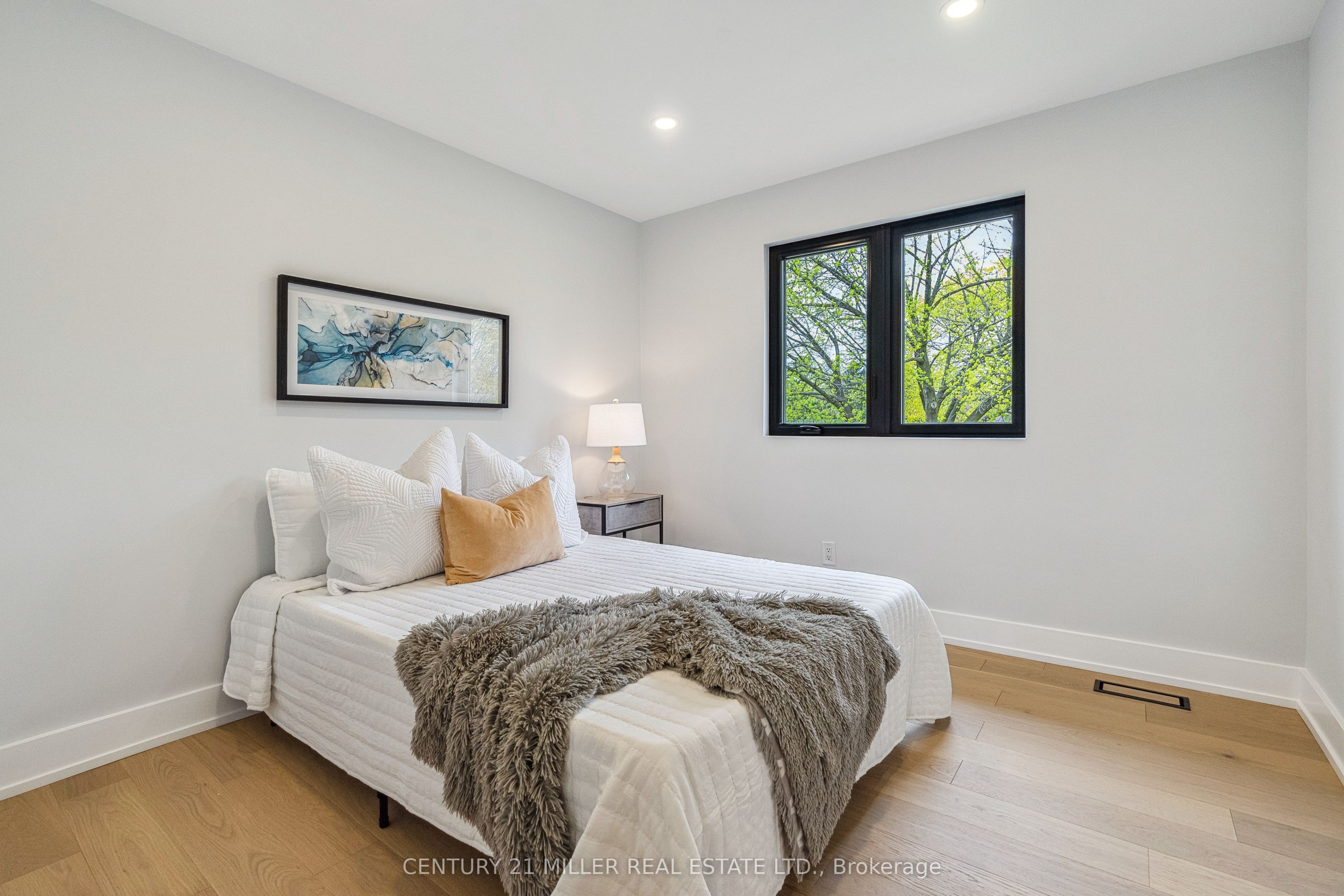 5436 Windermere Drive