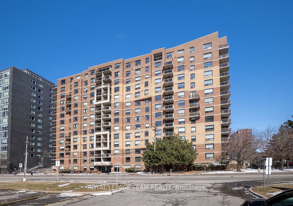 215 PARKDALE
