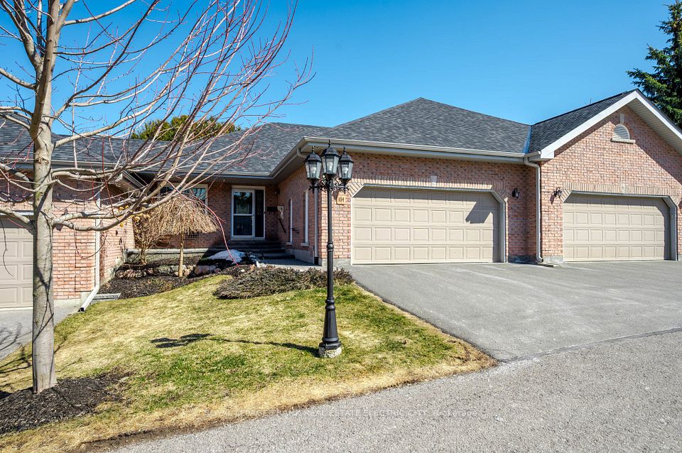 1742 Ravenwood