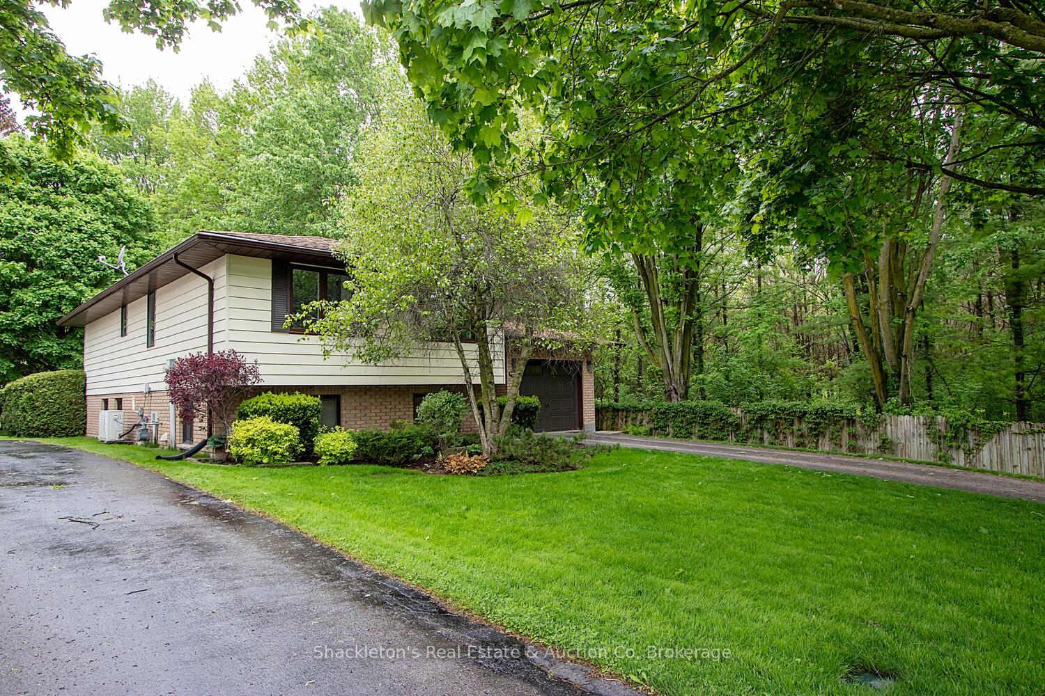 Photo of 170 St John Street, St. Marys, ON N4X 1A5