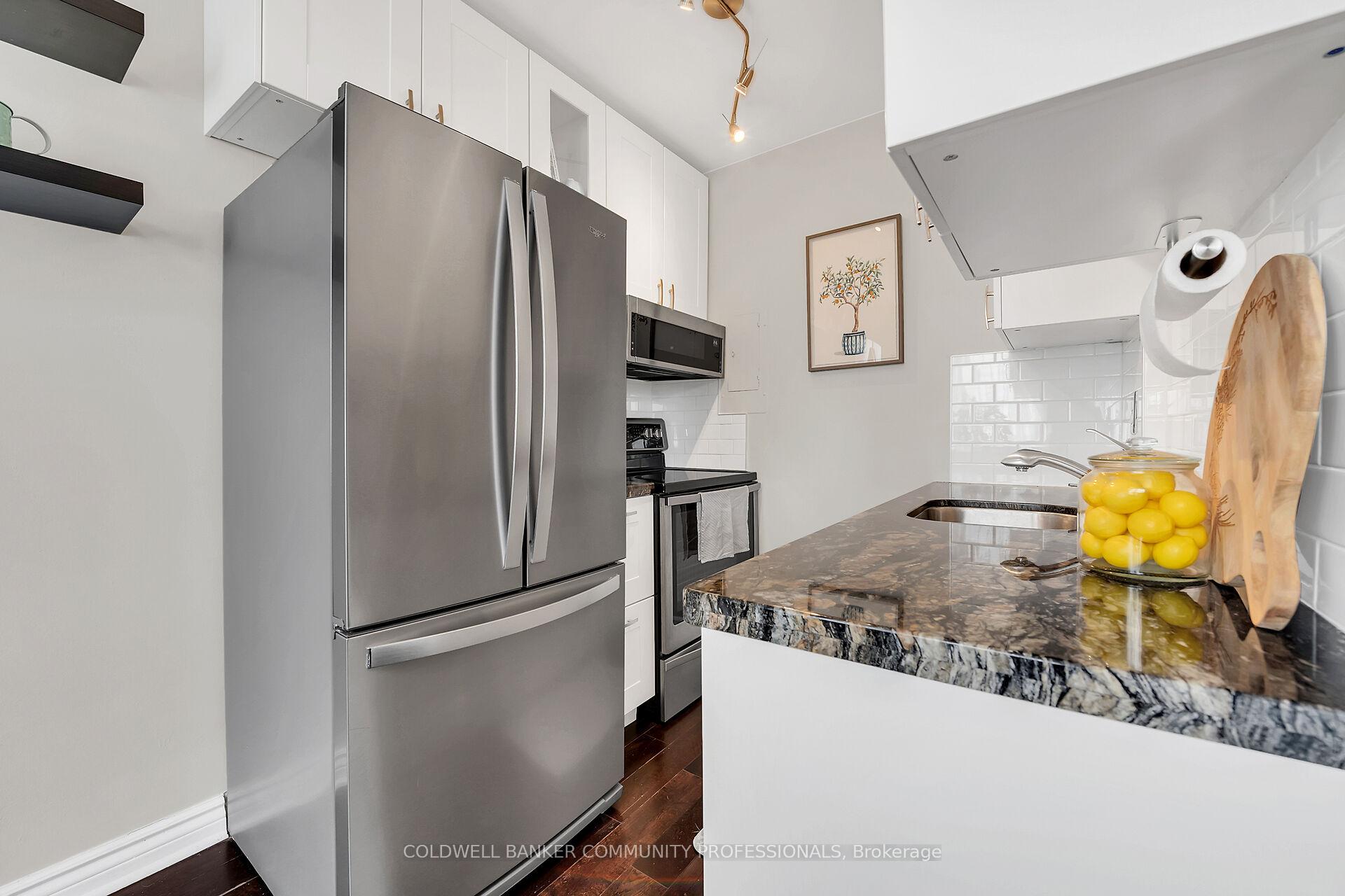 1 Bedroom Condo at 141 Catharine, Hamilton For sale