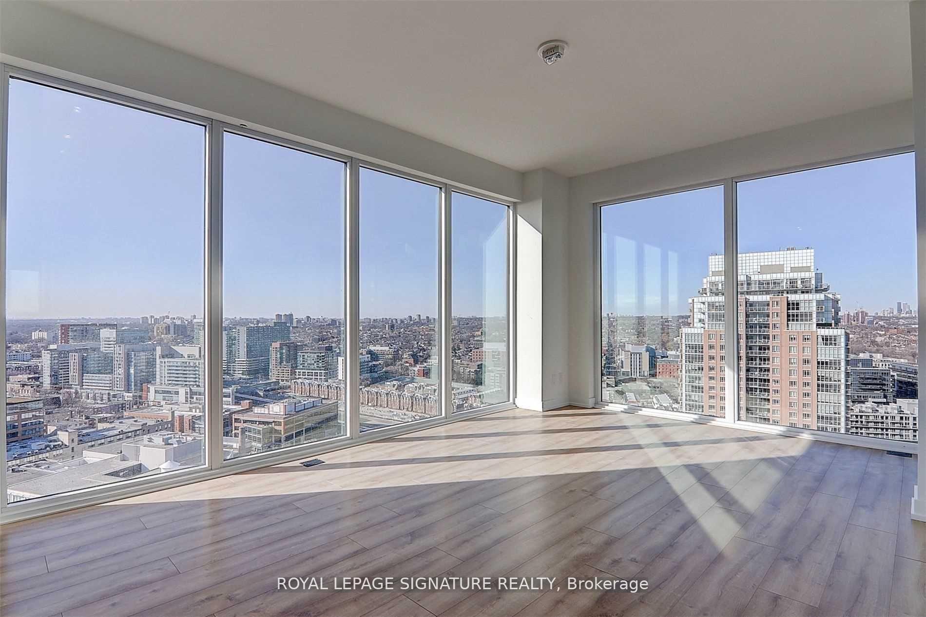 2 Bedrooms Condo at 135 East Liberty, Toronto For sale